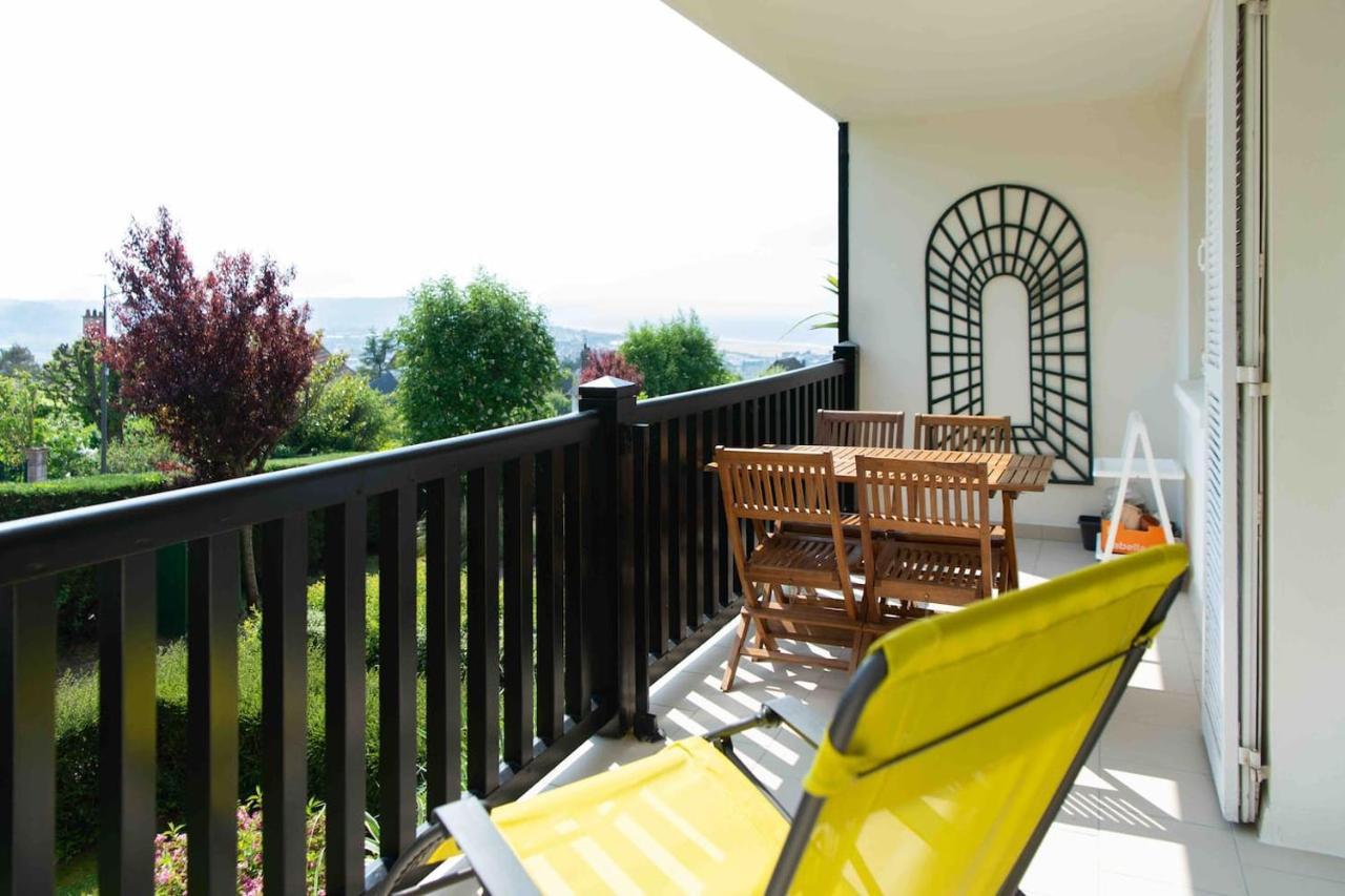 Apartment Avec Terrasse Vue Sur
